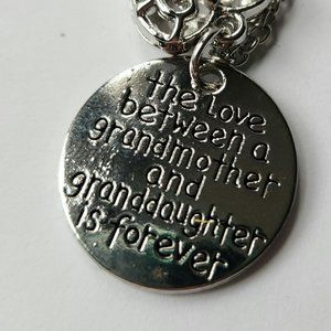 NWT Grandmother/Granddaughter chain fashion jewelry.